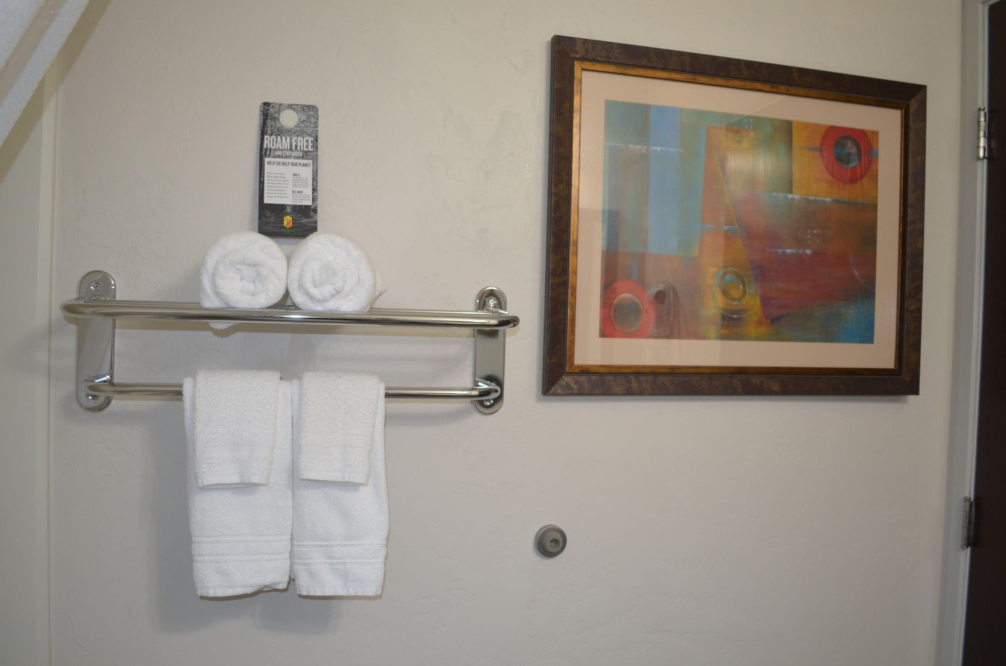Hotel Super 8 By Wyndham 3*