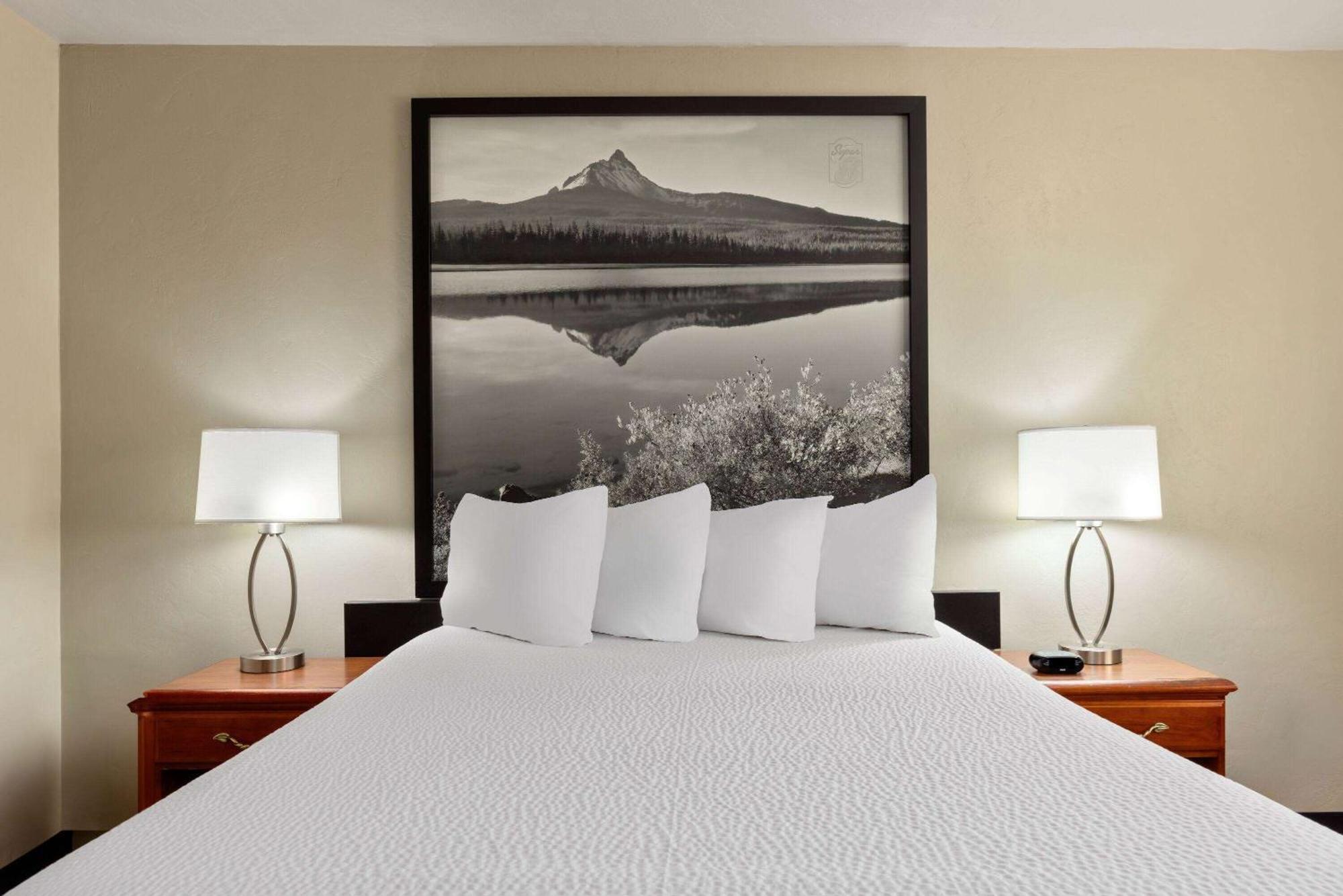 Super 8 By Wyndham