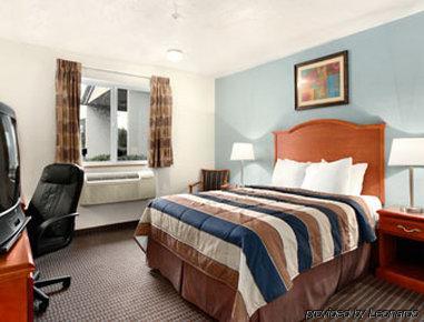 Hotel Super 8 By Wyndham Roseburg