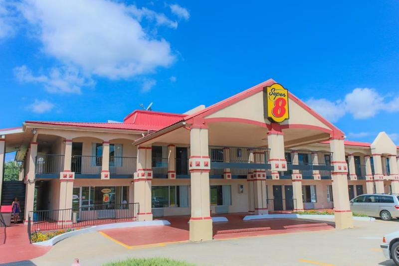 Super 8 By Wyndham 3*