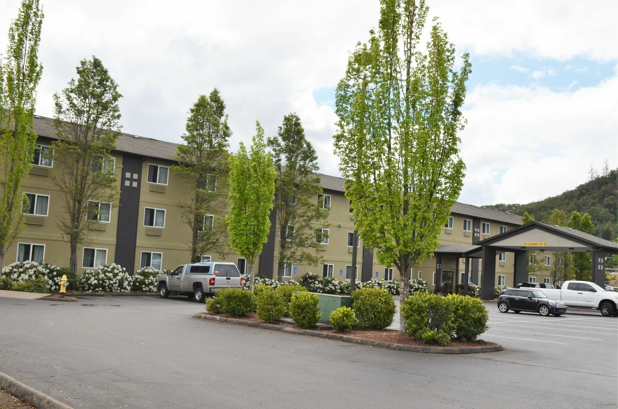 Super 8 By Wyndham Hotel Roseburg