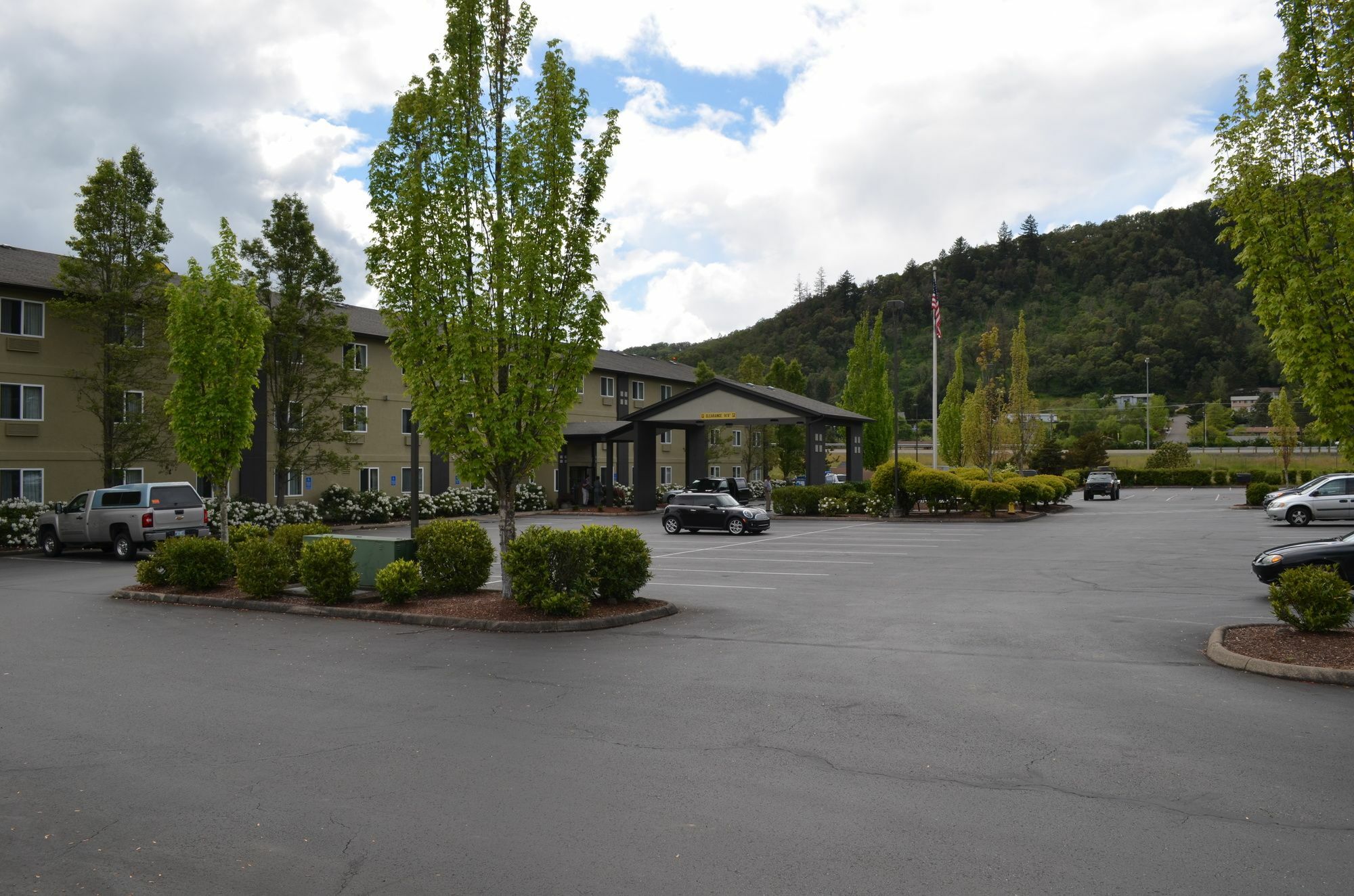 Hotel Super 8 By Wyndham Roseburg